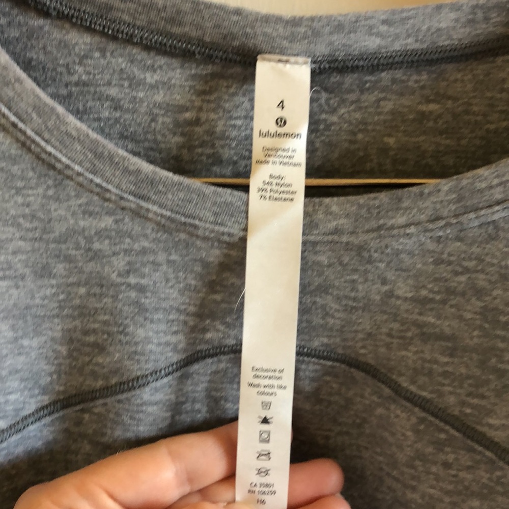 Soft & Basic Lululemon Shirt - image 4